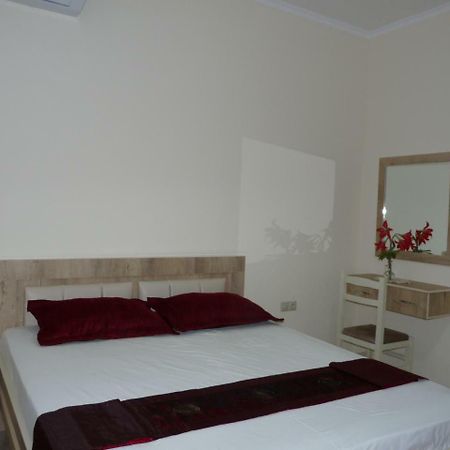 Apartment Dejvi Sarandë エクステリア 写真