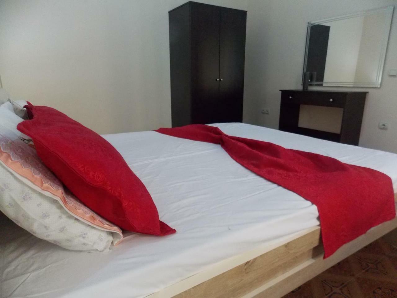 Apartment Dejvi Sarandë エクステリア 写真