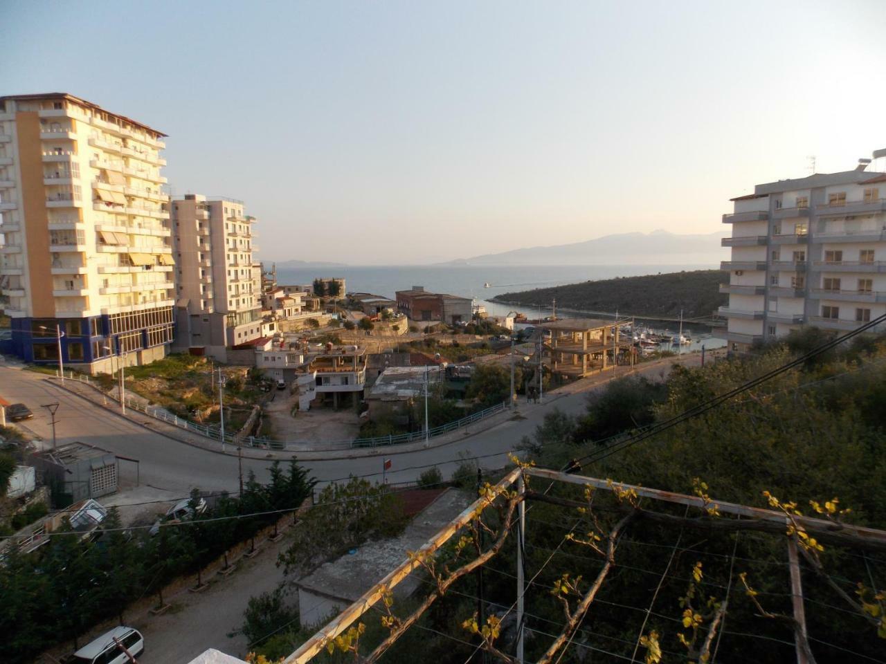 Apartment Dejvi Sarandë エクステリア 写真