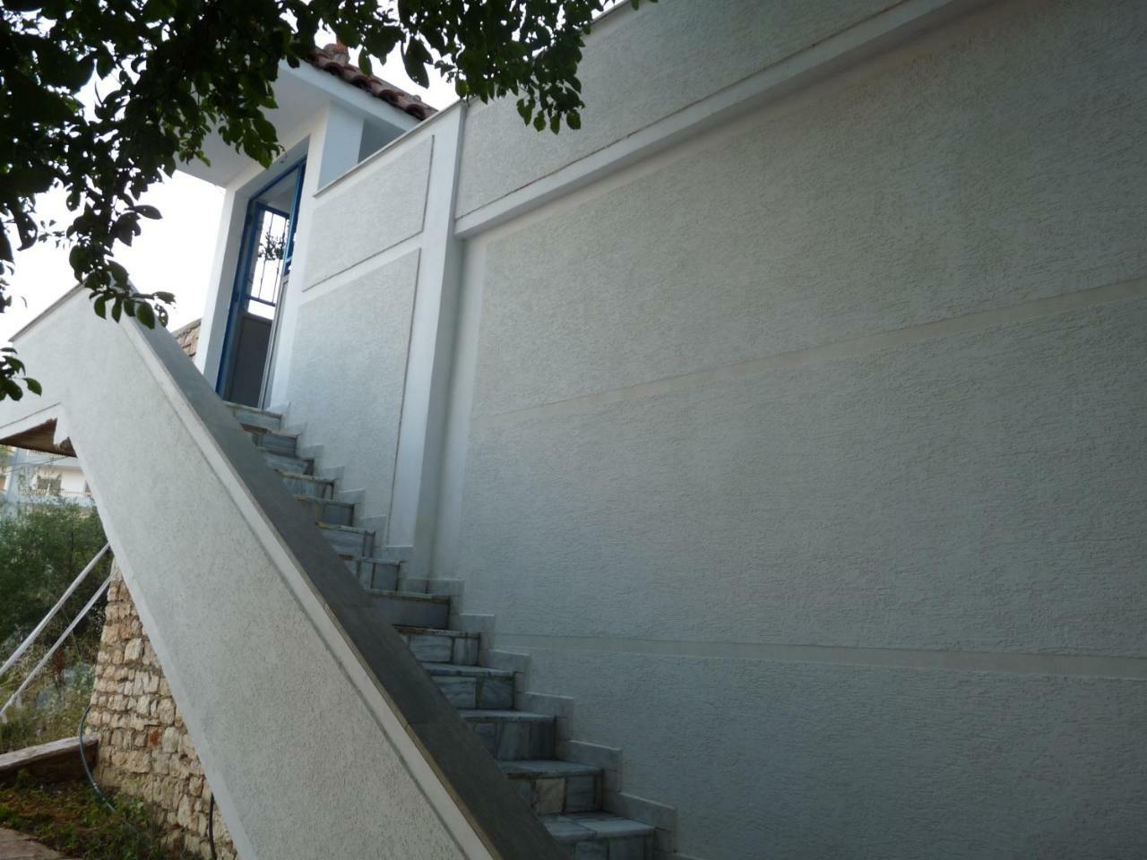 Apartment Dejvi Sarandë エクステリア 写真