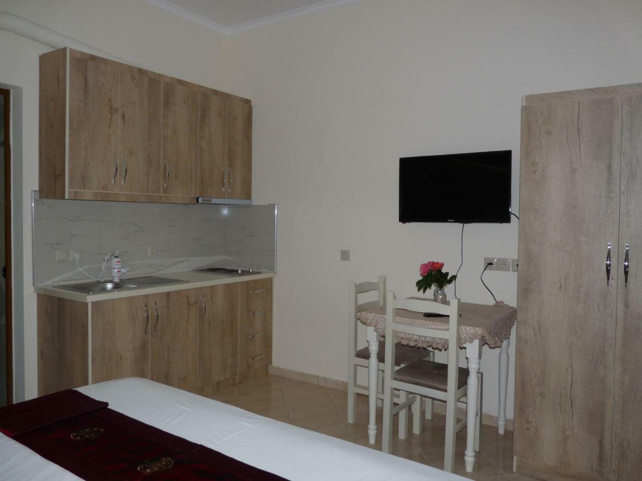 Apartment Dejvi Sarandë エクステリア 写真