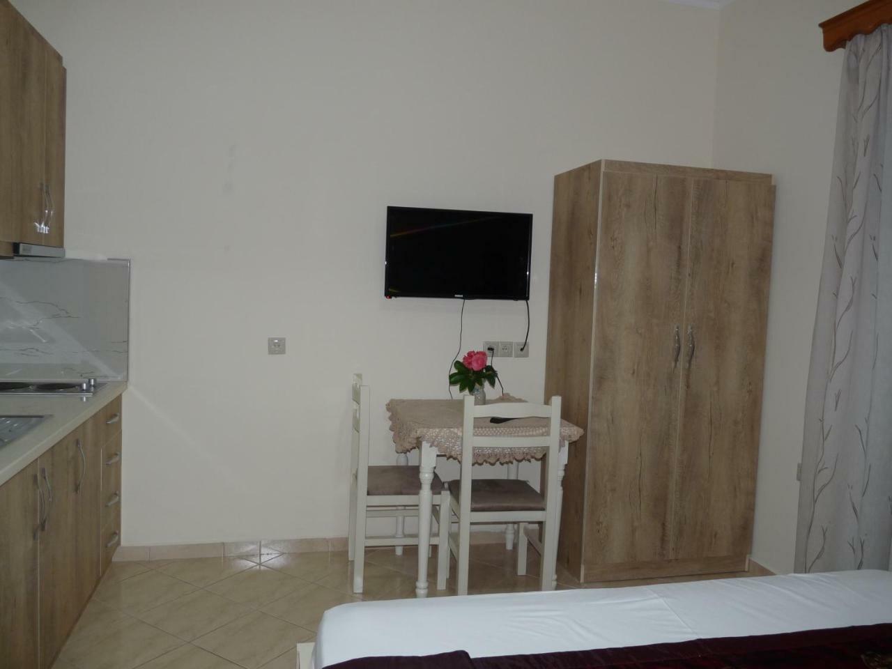 Apartment Dejvi Sarandë エクステリア 写真