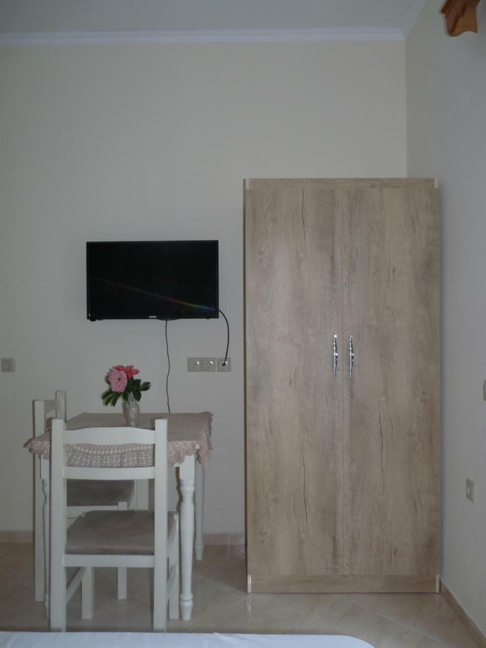 Apartment Dejvi Sarandë エクステリア 写真